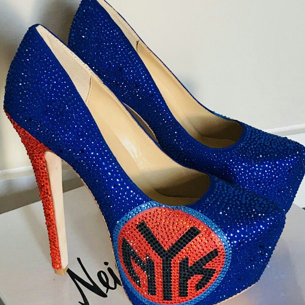 👠NWOT HERSTAR LIMITED EDITION